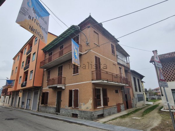 casa indipendente in vendita a Baldichieri d'Asti