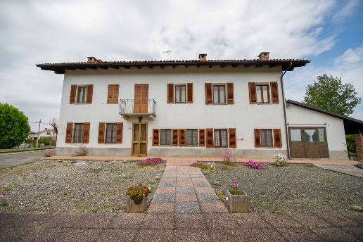 casa indipendente in vendita a Belveglio in zona Bricco