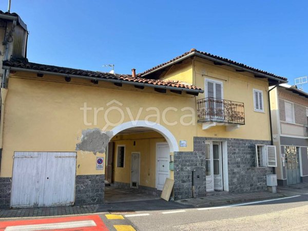 casa indipendente in vendita a Berzano di San Pietro