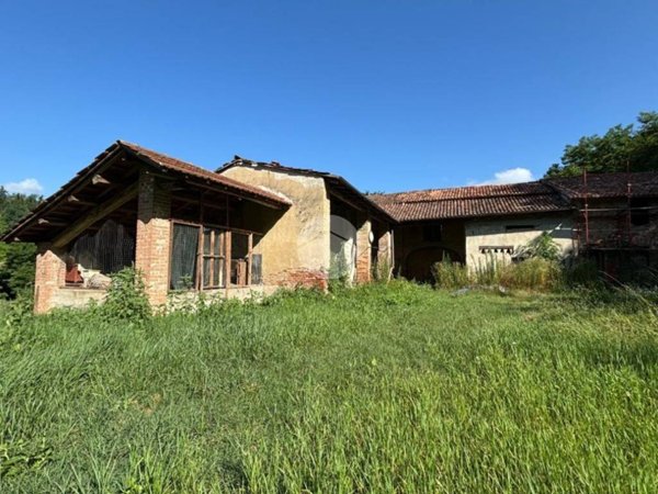 casale in vendita a Bruno