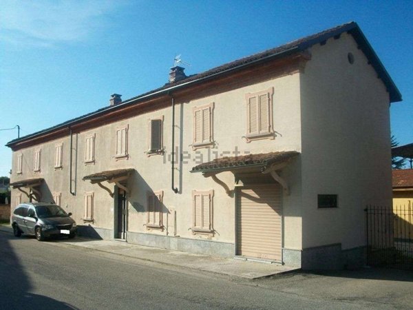 casa indipendente in vendita a Bruno