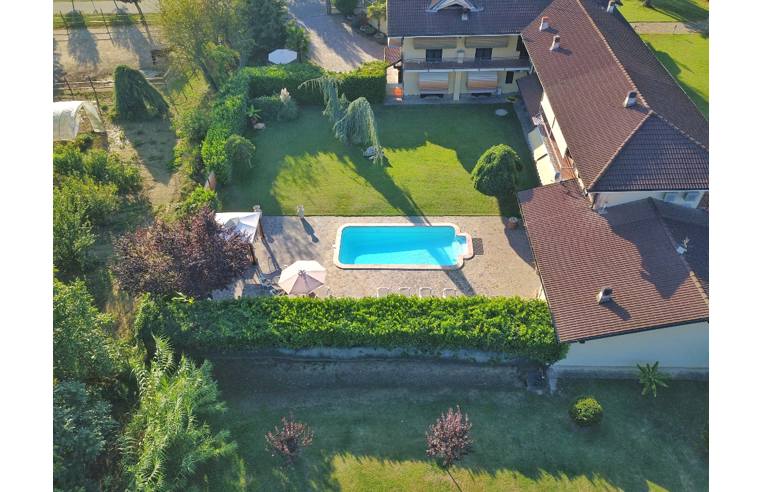 casa indipendente in vendita a Bruno