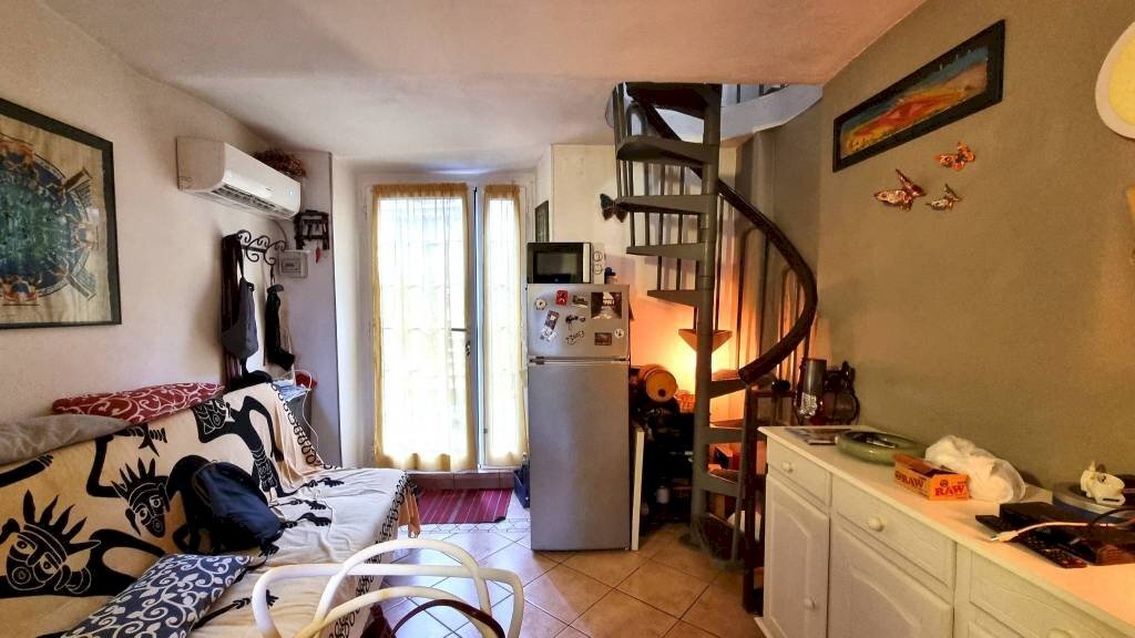 casa indipendente in vendita a Bruno