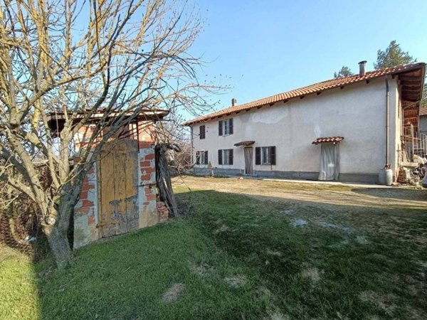 casale in vendita a Bruno