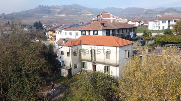 quadrivano in vendita a Bubbio