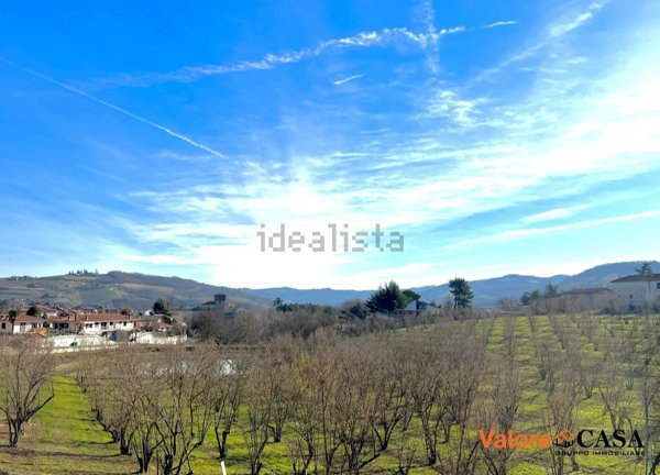 casa indipendente in vendita a Bubbio