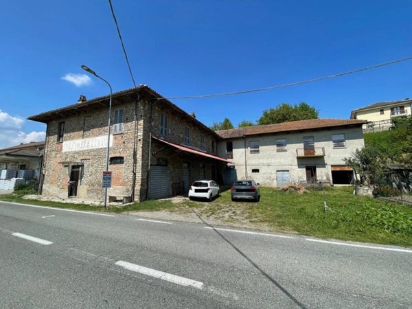 casa indipendente in vendita a Bubbio