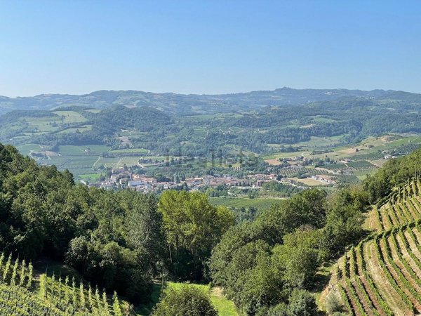 casale in vendita a Bubbio