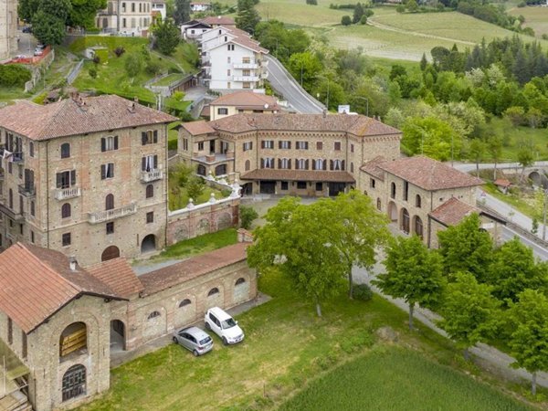 locale di sgombero in vendita a Bubbio
