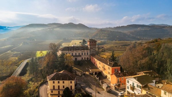 villa in vendita a Bubbio