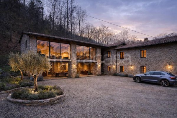 casa indipendente in vendita a Bubbio