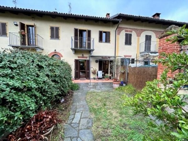 casa indipendente in vendita a Buttigliera d'Asti in zona Crivelle