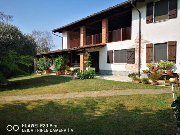 casale in vendita a Buttigliera d'Asti