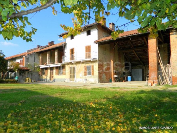 casale in vendita a Buttigliera d'Asti