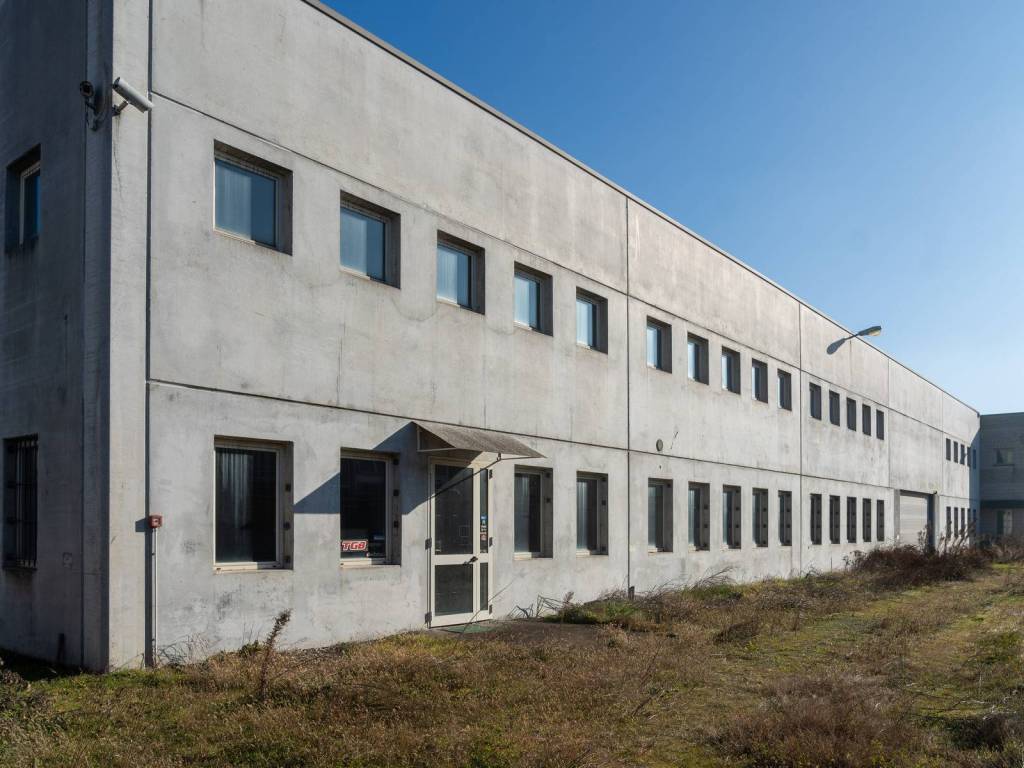 capannone in vendita a Buttigliera d'Asti