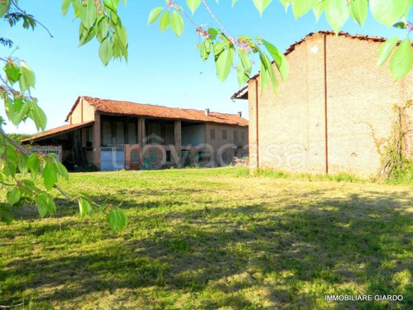 casa indipendente in vendita a Buttigliera d'Asti in zona Crivelle