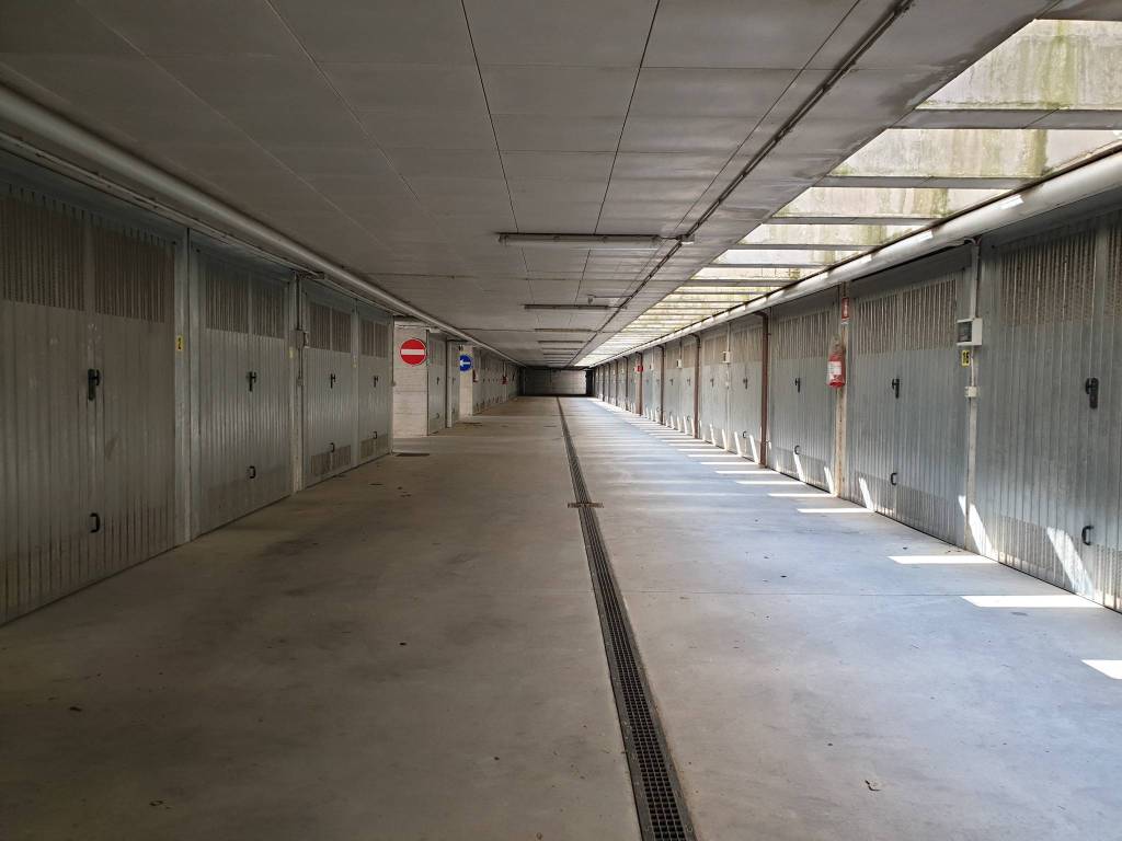 box auto in vendita a Buttigliera d'Asti