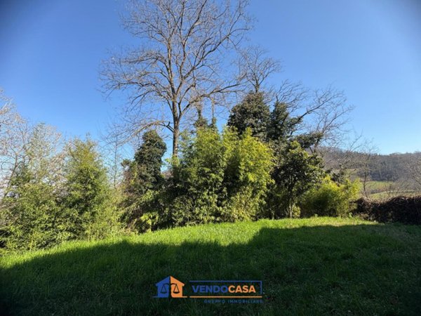 casale in vendita a Calamandrana in zona Bruciati