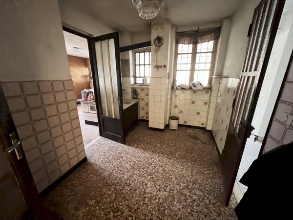 casa indipendente in vendita a Calamandrana