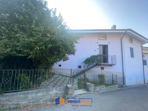 casa indipendente in vendita a Calamandrana in zona Valle San Giovanni