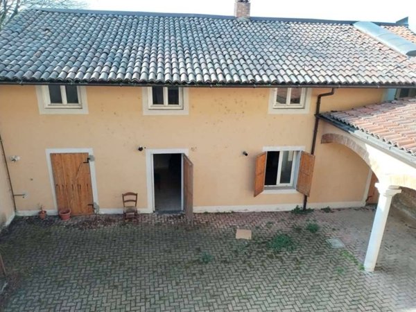 casa indipendente in vendita a Calliano Monferrato