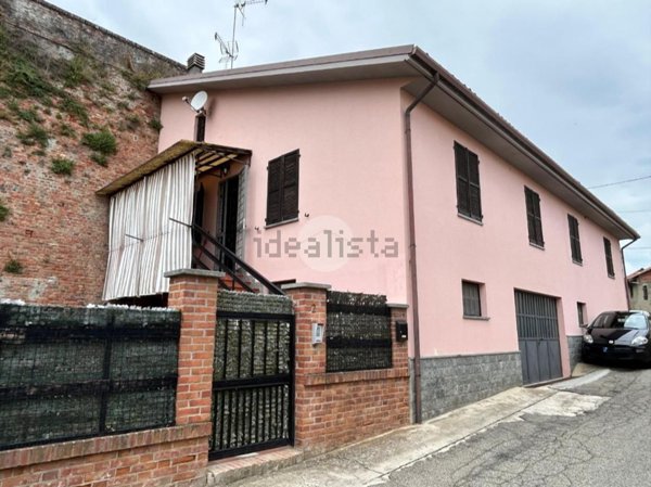 casa semindipendente in vendita a Calliano Monferrato