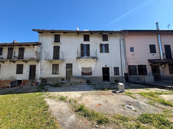 casa indipendente in vendita a Calliano Monferrato