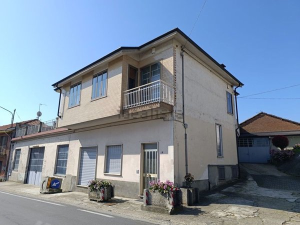 pentavano in vendita a Calliano Monferrato