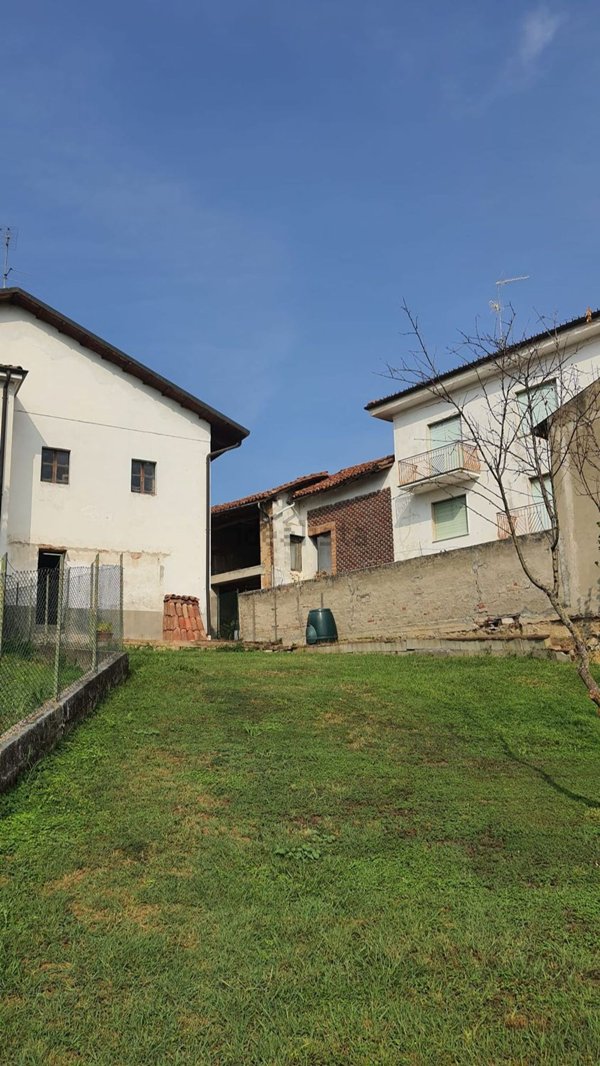 casa indipendente in vendita a Calliano Monferrato