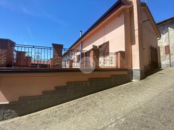 casa indipendente in vendita a Calliano Monferrato