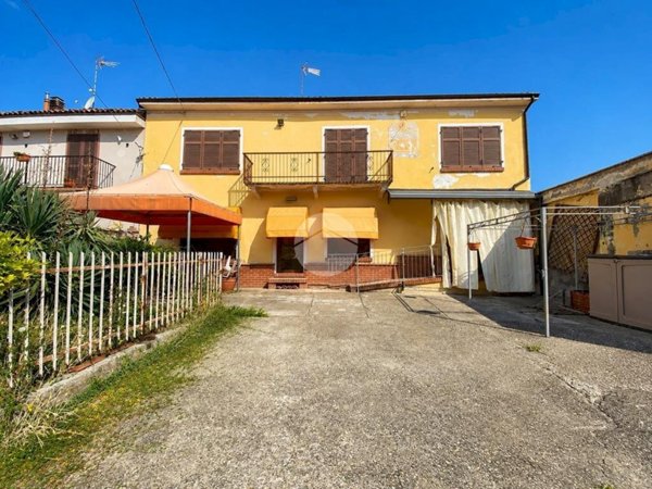 casa indipendente in vendita a Calliano Monferrato