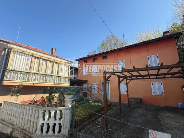 casale in vendita a Calliano Monferrato