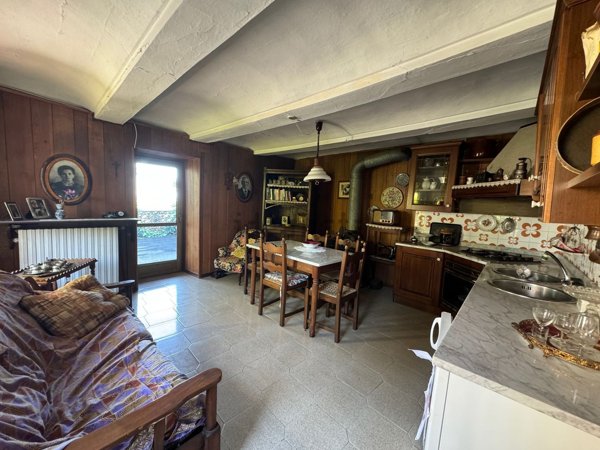 casa indipendente in vendita a Calosso