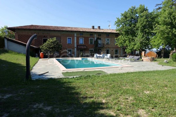 casa indipendente in vendita a Calosso