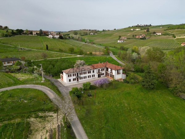 casa indipendente in vendita a Calosso