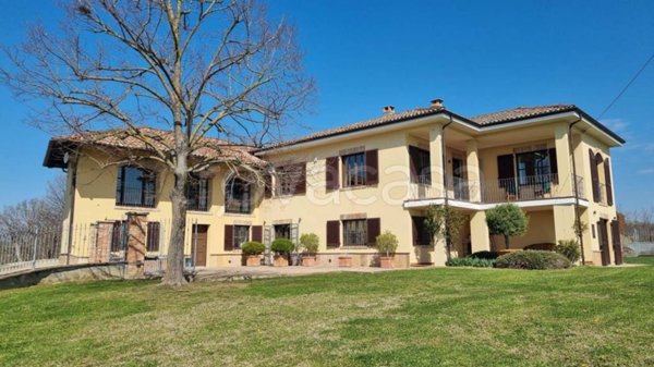 casa indipendente in vendita a Calosso