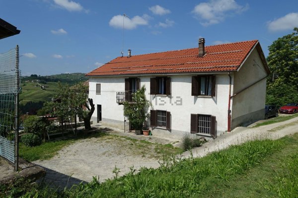 casa indipendente in vendita a Calosso