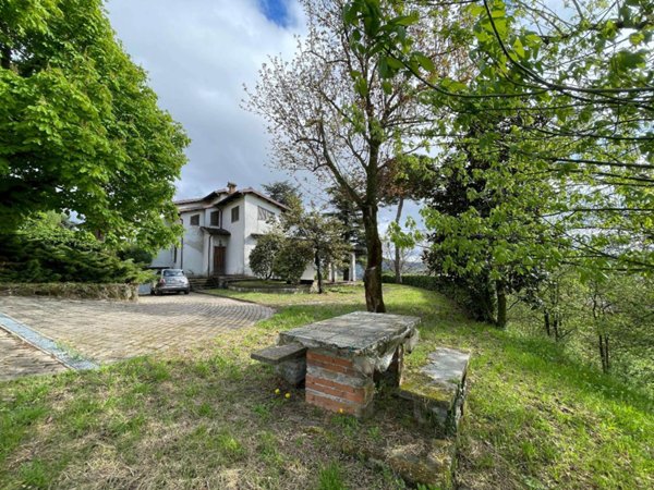 casa indipendente in vendita a Calosso