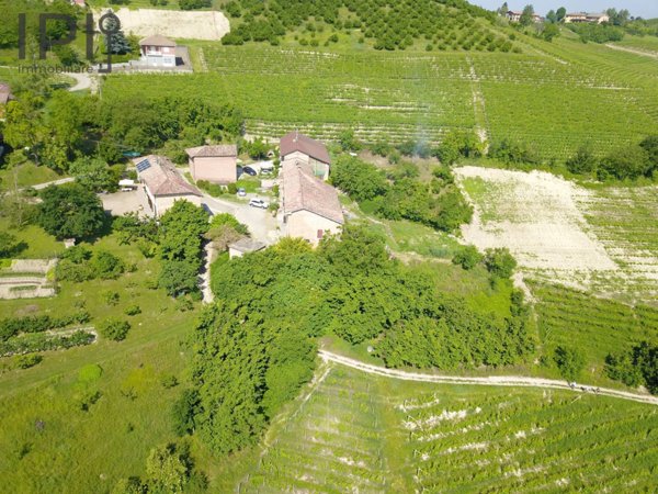 casa indipendente in vendita a Calosso