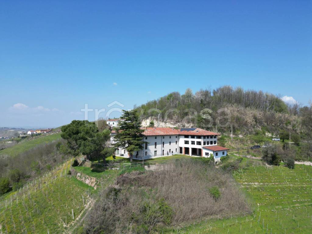casa indipendente in vendita a Calosso