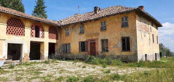 casa indipendente in vendita a Calosso