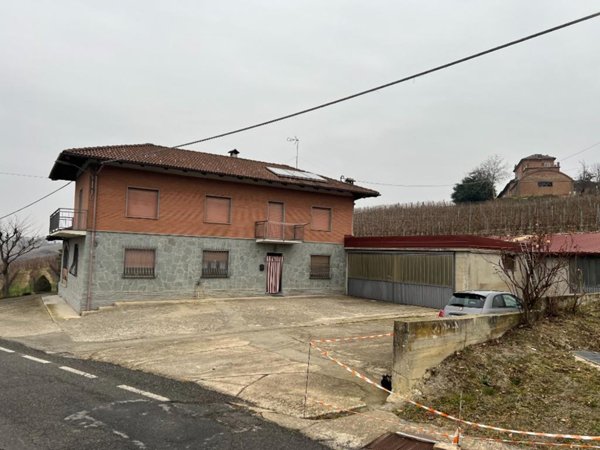 casa indipendente in vendita a Calosso