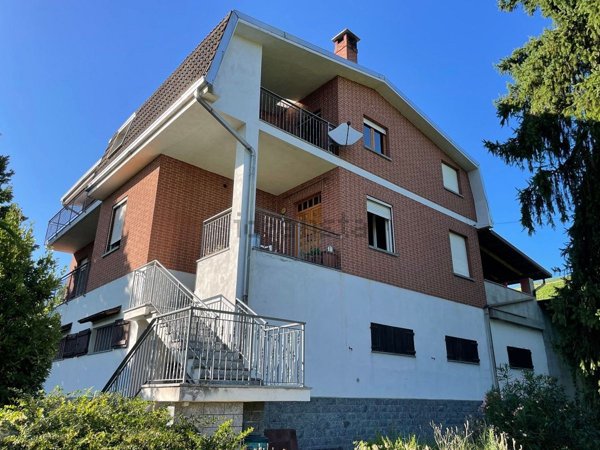 casa indipendente in vendita a Calosso