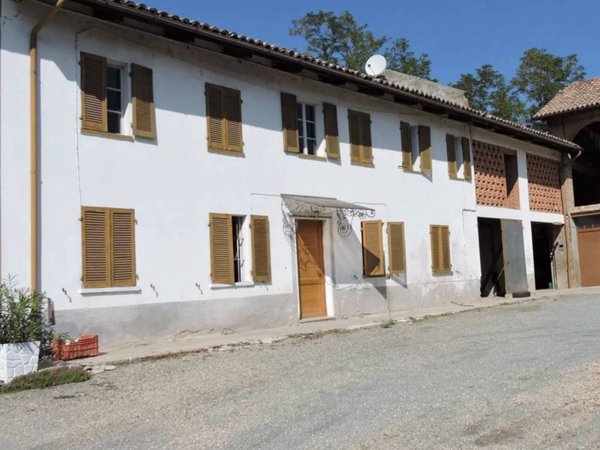 casa indipendente in vendita a Calosso