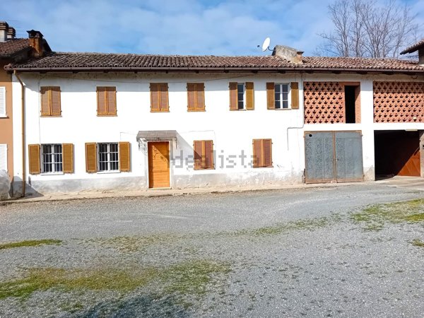 casa semindipendente in vendita a Calosso
