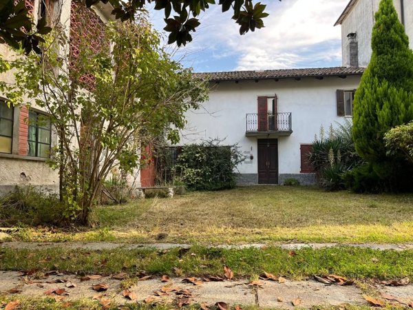 casa indipendente in vendita a Calosso