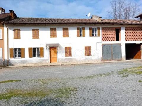 casa indipendente in vendita a Calosso