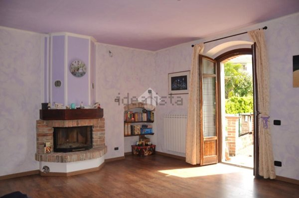 casa indipendente in vendita a Calosso