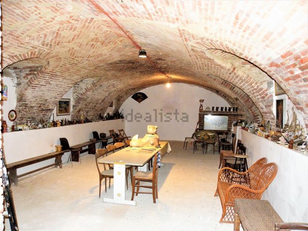 casa indipendente in vendita a Camerano Casasco