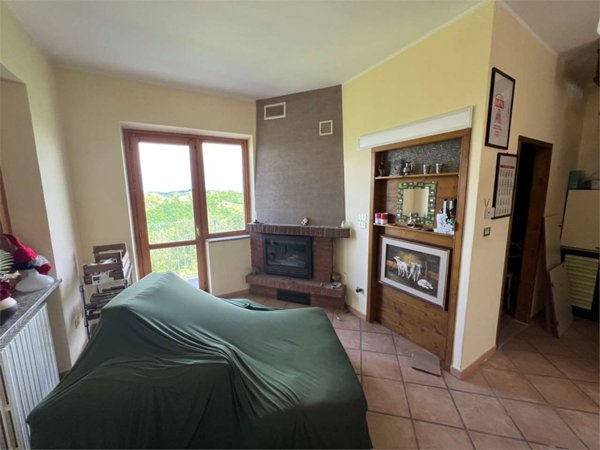 casa indipendente in vendita a Camerano Casasco